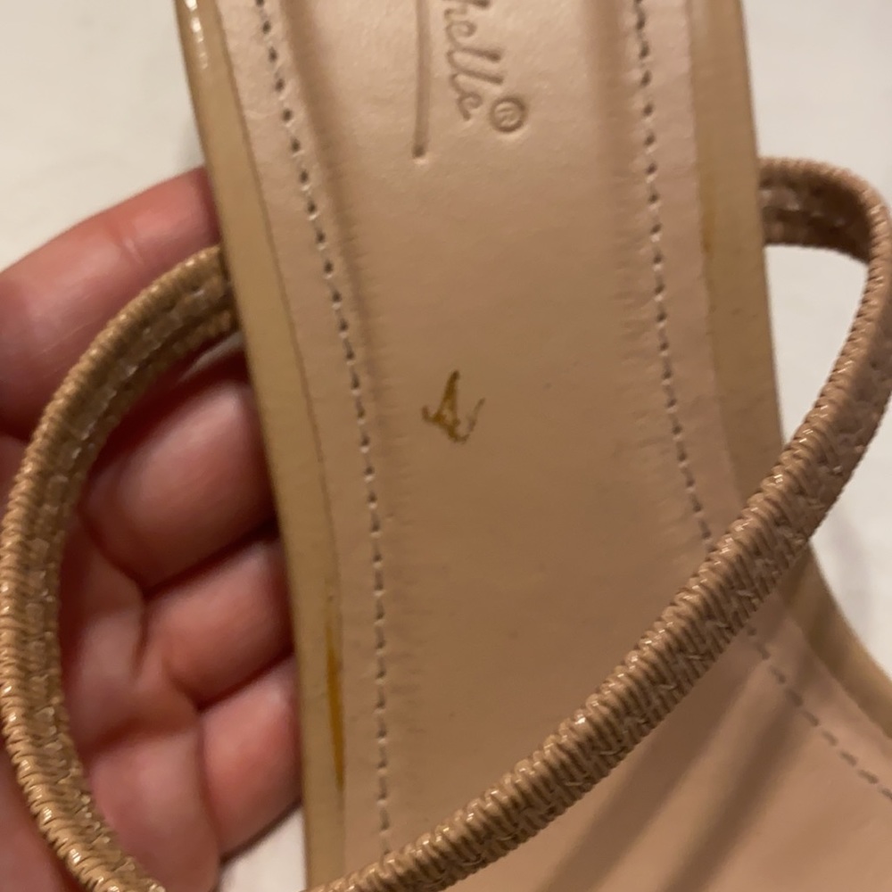 Nude Short Heels - Picture 4 of 5
